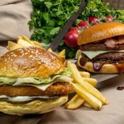 Hamburguesa en El Hogar del Leñador